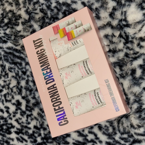 FOXYBAE CALIFORNIA DREAMING MOISTURIZING KIT NIB - Picture 6 of 16
